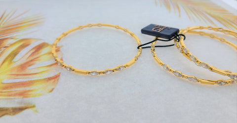22k Solid Gold Simple Elegant Bangle With Stone Encrusted fdbg067 - Royal Dubai Jewellers