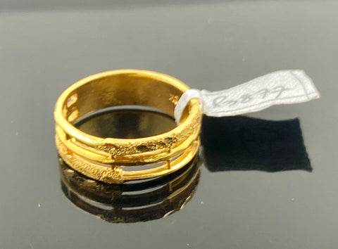22k Solid Gold Simple Diamond Cut Band r3877 - Royal Dubai Jewellers