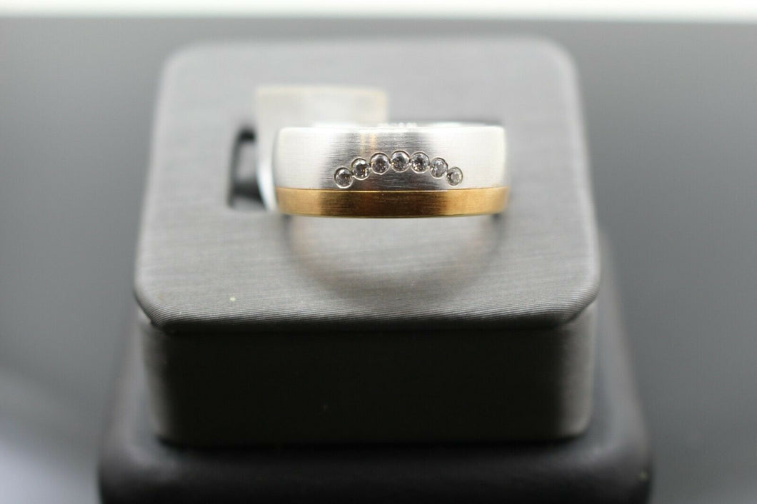 18k Solid Gold Elegant Ladies Modern Zirconia Matte Finish Band Ring R9469m - Royal Dubai Jewellers