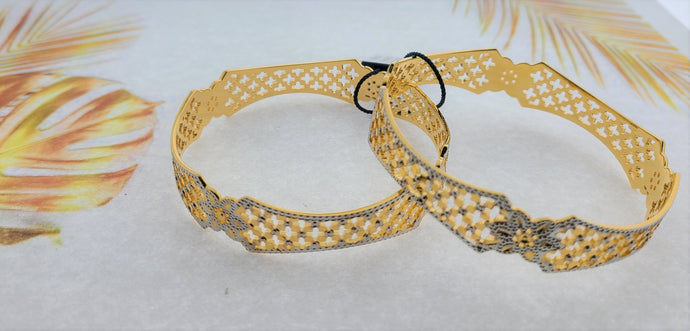 22k Solid Gold Elegant Two Tone Floral bangle fdbg076 - Royal Dubai Jewellers