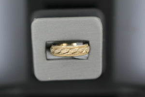 18k Solid Gold Elegant Ladies Modern Machine Finish Band Ring R9101m - Royal Dubai Jewellers