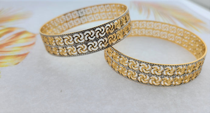 22k SOlid Gold Elegant Two Tone Floral Bangle f12346 - Royal Dubai Jewellers