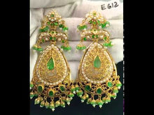 22k Solid yellow Gold Emerald LONG EARRINGS chandeliers Dangle DANGLING E612